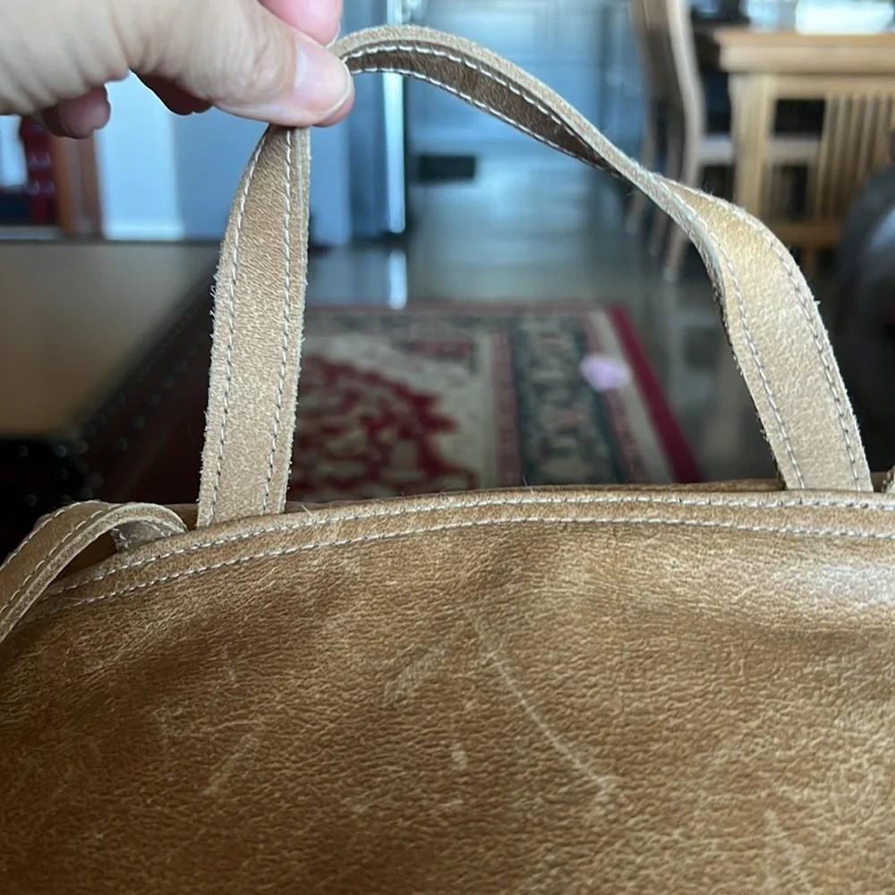Leather backpack - Picture 1 of 11